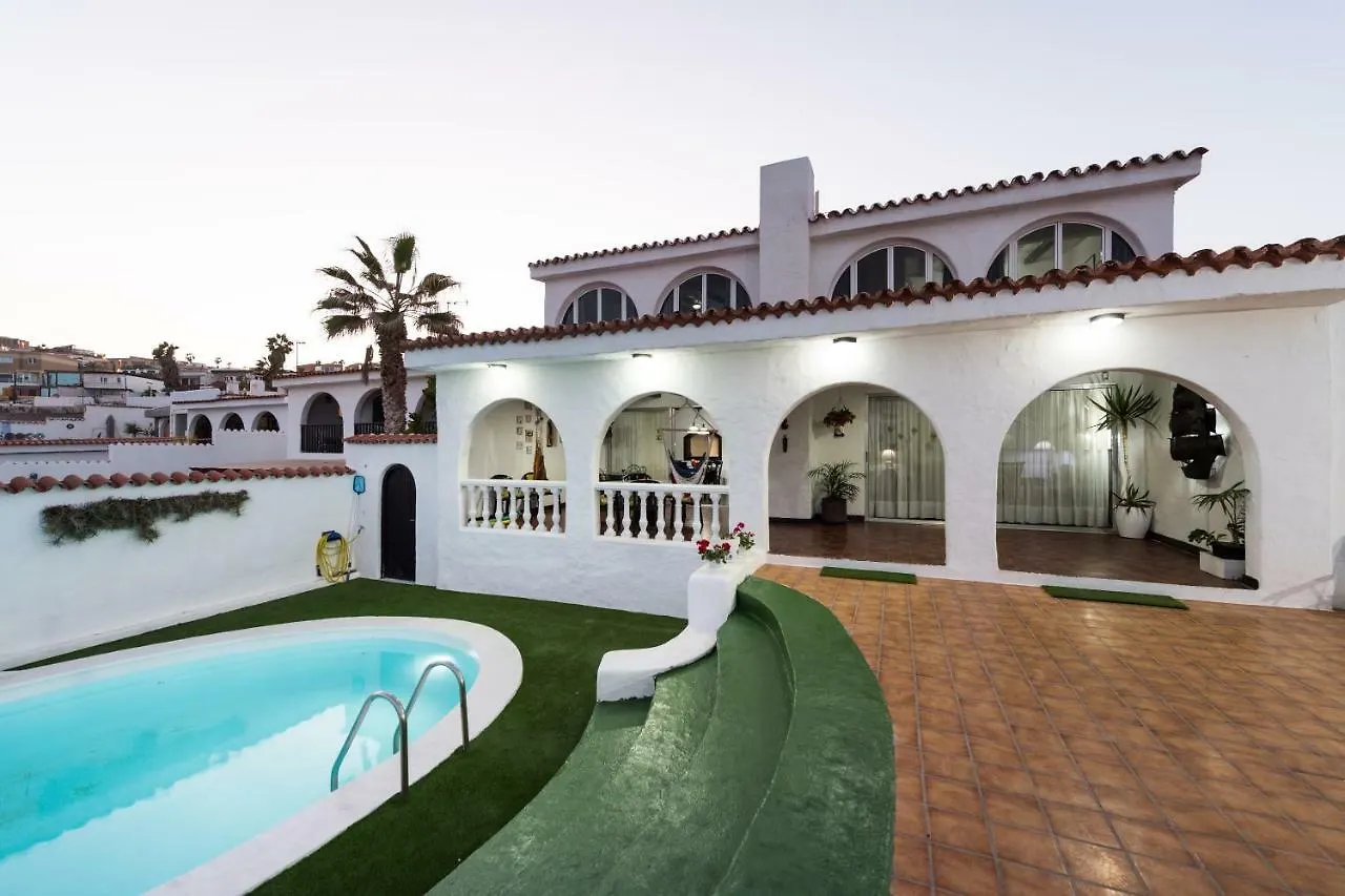 Villa Coki Deluxe - First Line Of The Beach Telde Spain