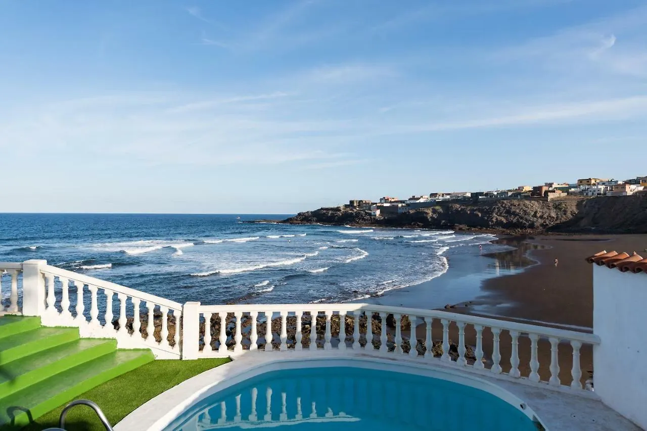 Villa Coki Deluxe - First Line Of The Beach Telde
