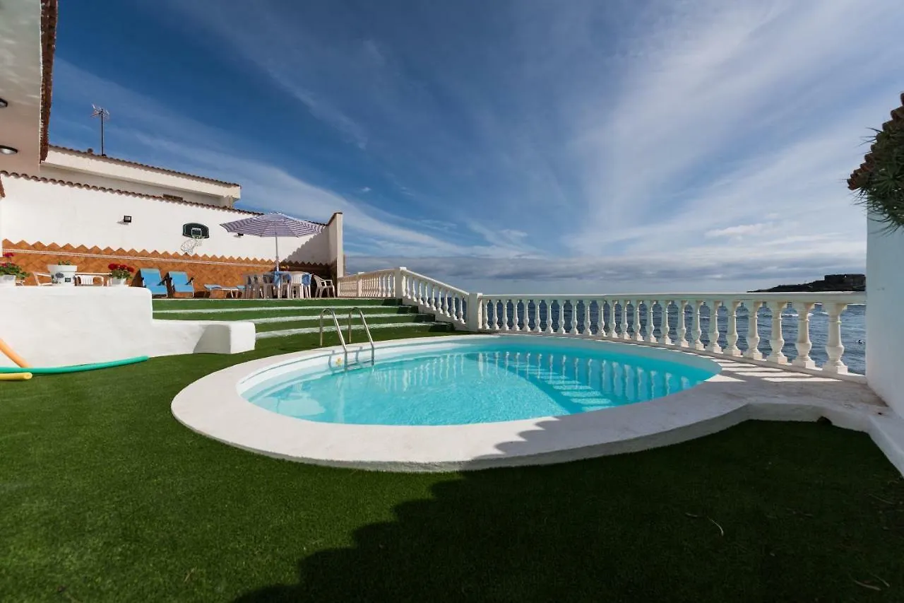 Villa Coki Deluxe - First Line Of The Beach Telde Spain