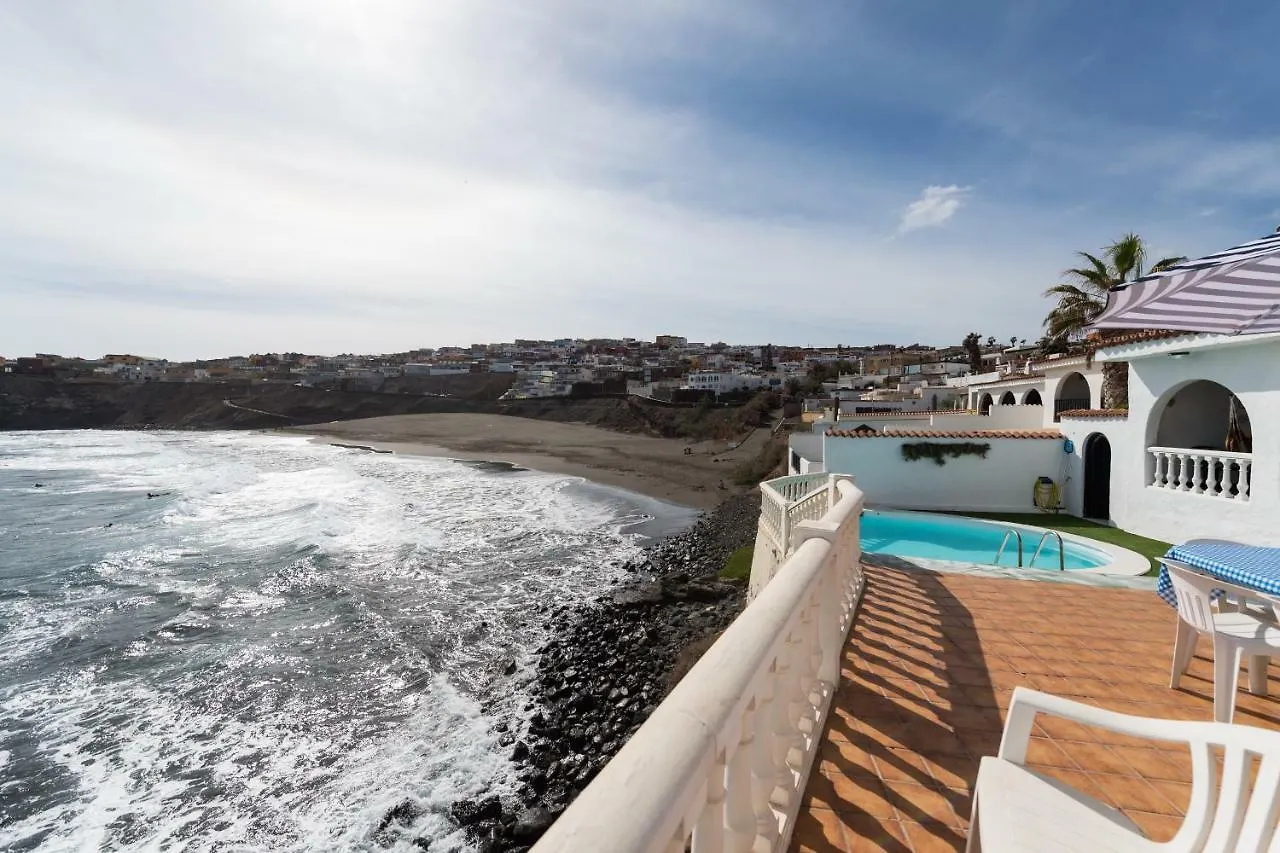 Villa Coki Deluxe - First Line Of The Beach Telde 0*,